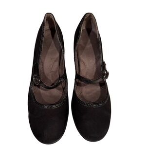 Aerosoles Black Faux Suede Mary Jane Block Heel Pumps Textured Trim Sz 8.5